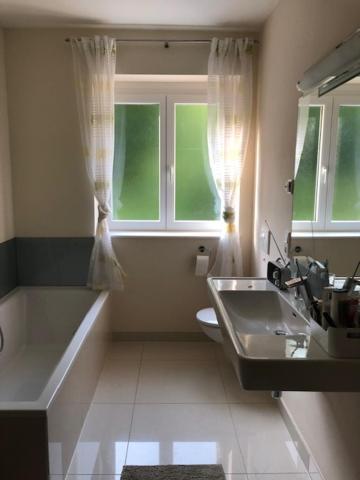 Velden View Ferienwohnung Mit Grosser Sonnenterrasse Und See- Und Karawankenblick Фельден-ам-Вёртер-Зе Экстерьер фото